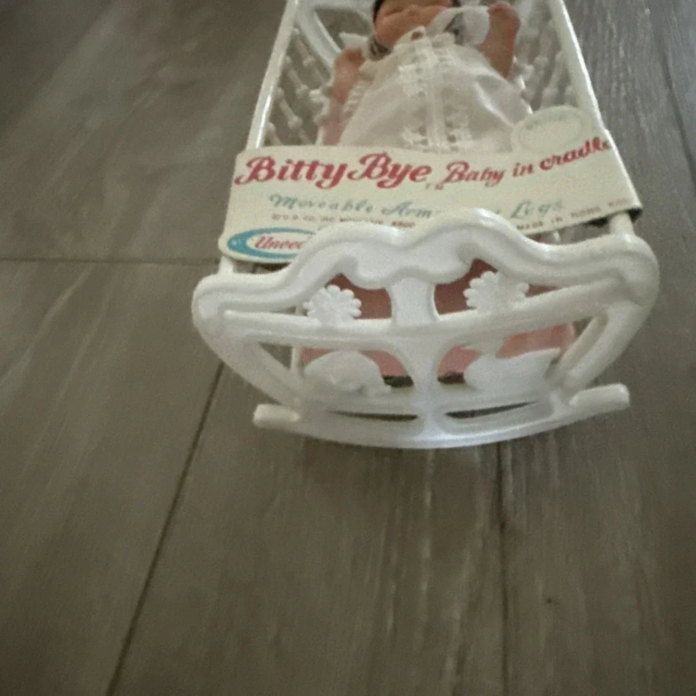 ULTRA‎ RARE VINTAGE UNEEDA 1974 BIG EYES DOLL 
